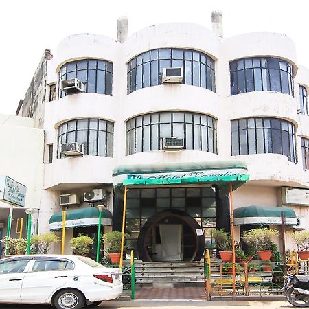 Oyo 2569 Hotel Paradise 칸푸르 외부 사진